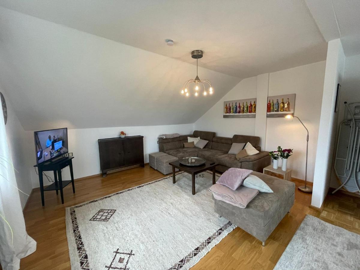 Grosszuegige Ferienwohnung Am Stadtrand Von Fulda Exterior photo